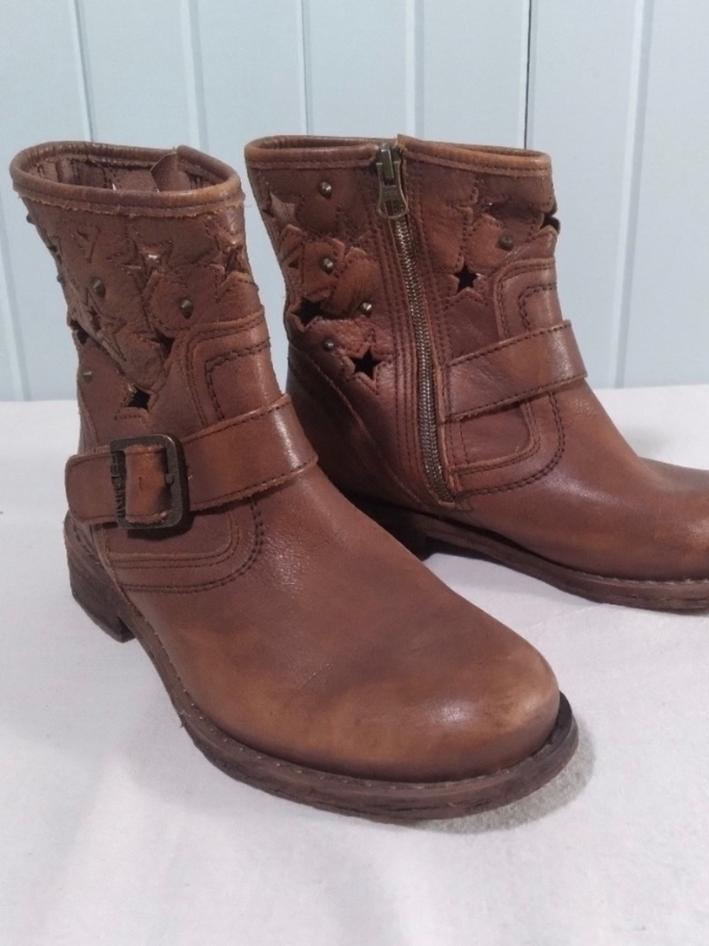 Felmini Star Cutout Leather Moto Ankle Boots